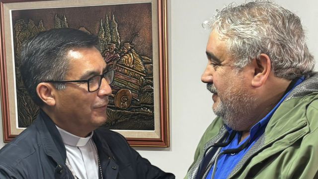 Obispo Blanco y Ciro Barría