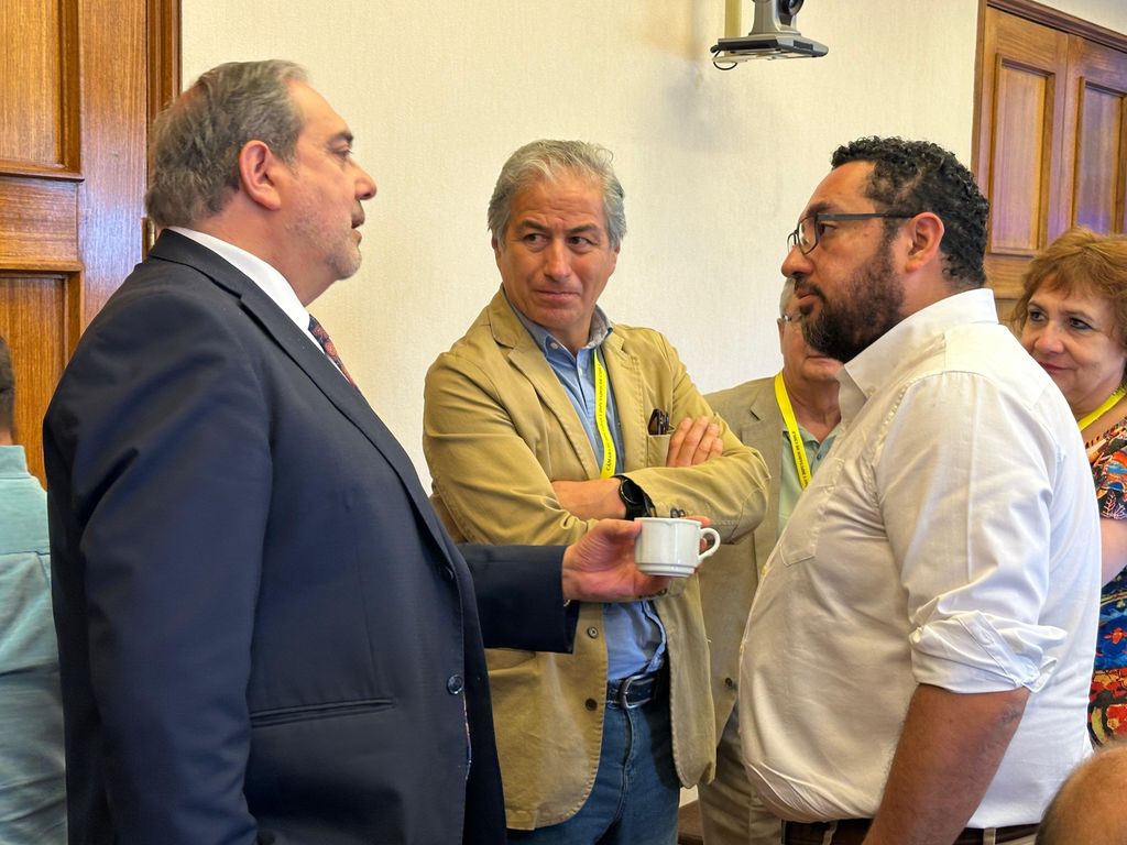 Imagen de WhatsApp 2025-01-07 a las 15 Imagen de WhatsApp 2025-01-07 a las 15