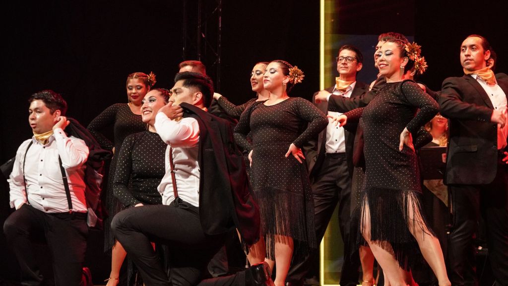 GALA BALLET FOLKLÓRICO MUNICIPAL (17) GALA BALLET FOLKLÓRICO MUNICIPAL (17)