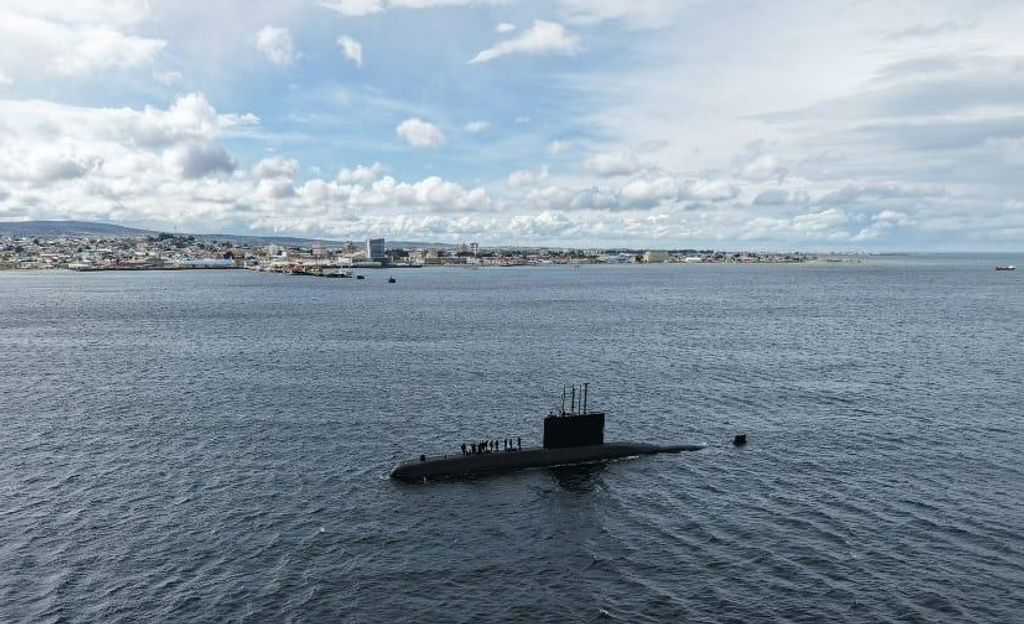 e61cd25c-ae4a-4a5f-8cbf-10b5f56f399c e61cd25c-ae4a-4a5f-8cbf-10b5f56f399c