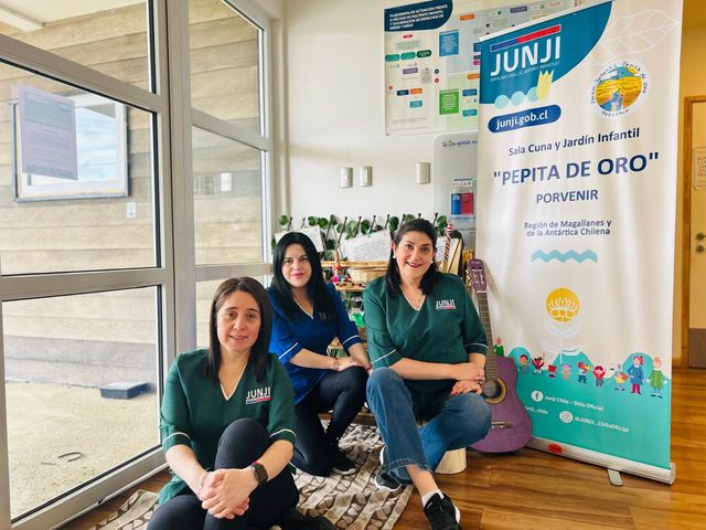 Claudia Massa, Deysi Mercado y Carolina Donoso