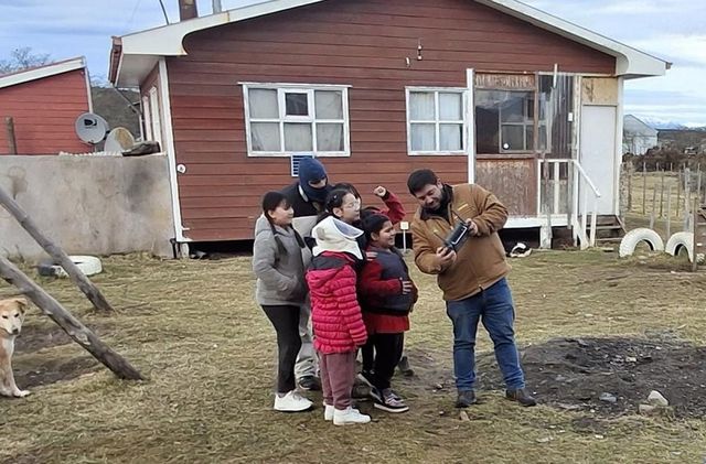 Alumnos aprenden sobre el uso del dron en la prevención y combate de incendios forestales (1)