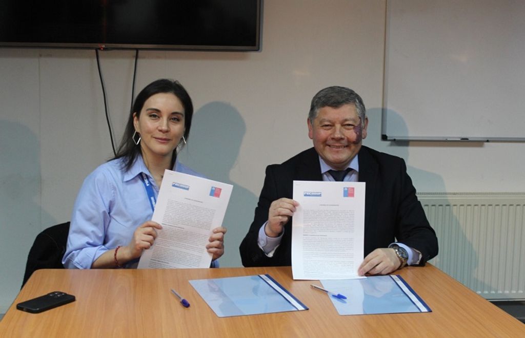 0b2fcc33-d27a-47ce-ad6e-2155ffc9f822 0b2fcc33-d27a-47ce-ad6e-2155ffc9f822