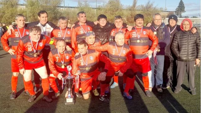 futbolitopuqproblemaschale futbolitopuqproblemaschale