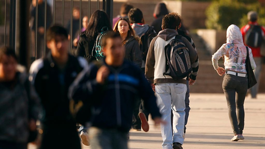 Educación-Superior Educación-Superior