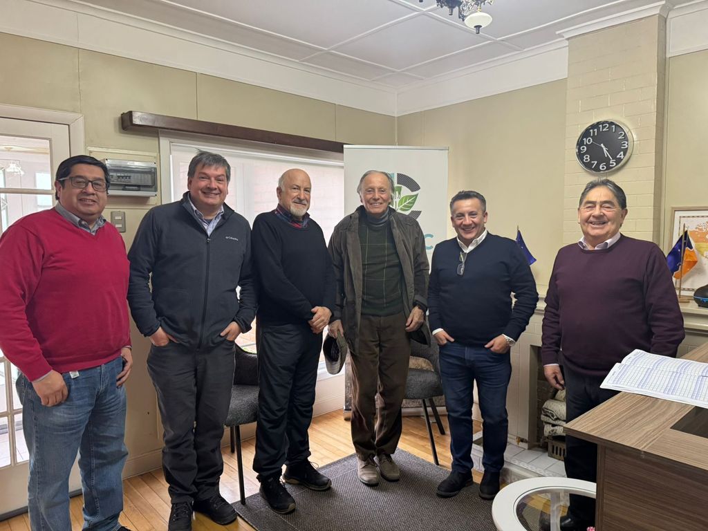 Nicolo durante una visita a Plan-C Nicolo durante una visita a Plan-C