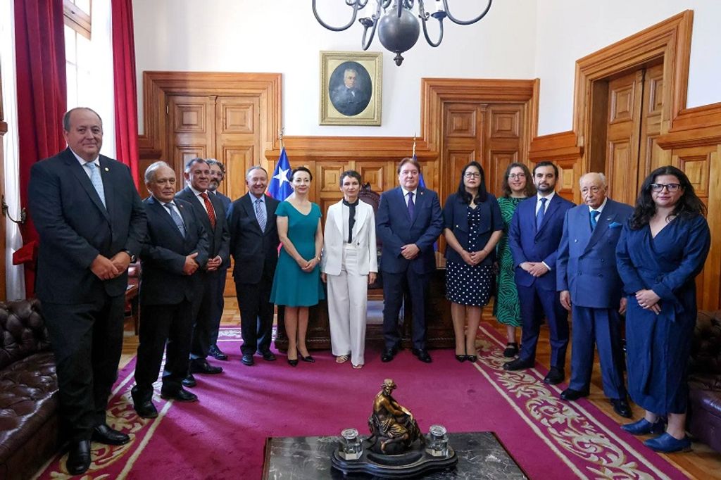 whatsapp-image-2025-03-01-at-12 whatsapp-image-2025-03-01-at-12