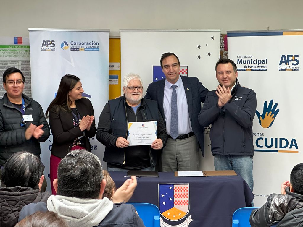 FOTO 4 FOTO 4