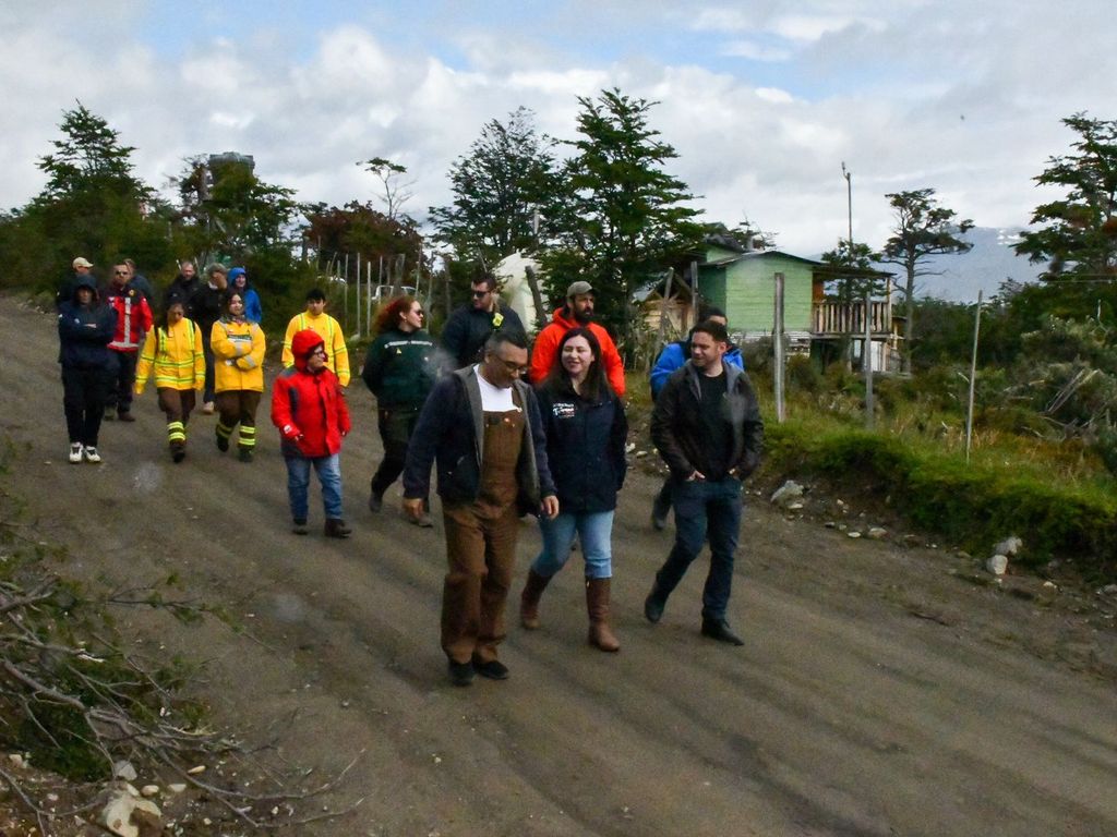 PHOTO-2024-12-10-12-40-45 PHOTO-2024-12-10-12-40-45