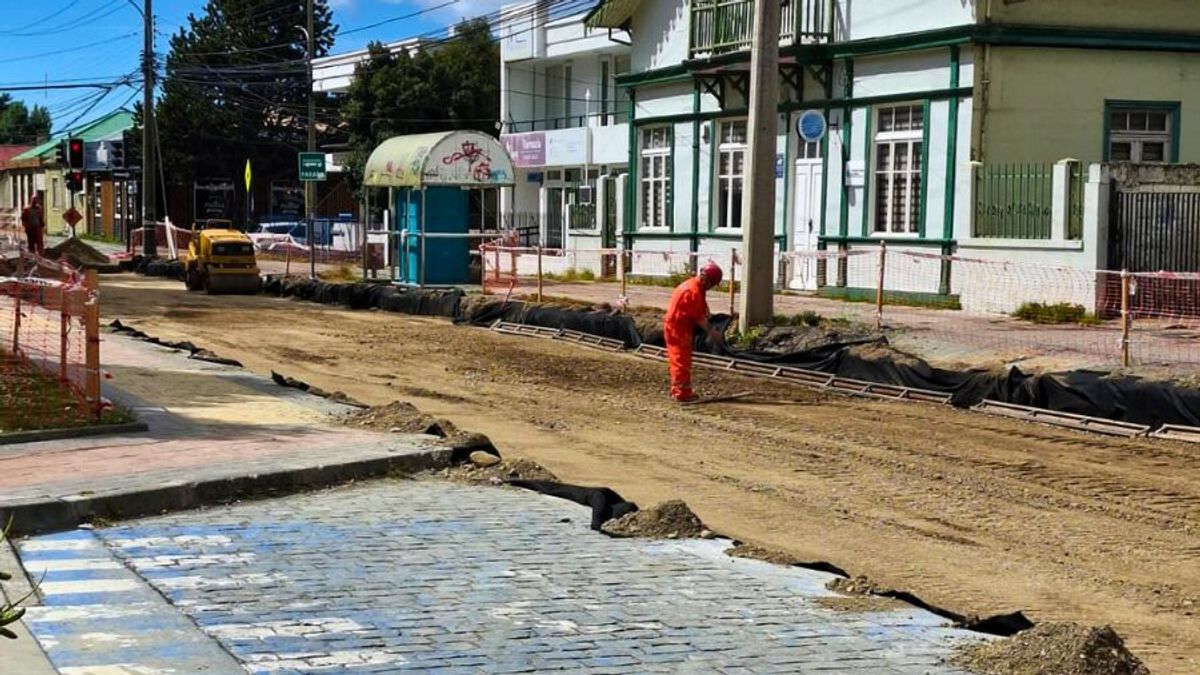 SERVIU - Paraderos provisorios por obras en Av SERVIU - Paraderos provisorios por obras en Av