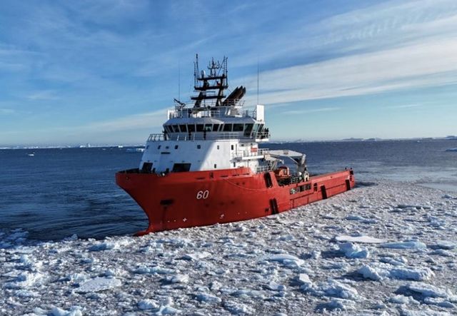 EL ATF Lientur, parte del trimonio antártico Chileno y que con su fuerza es clave en Antártica (1)