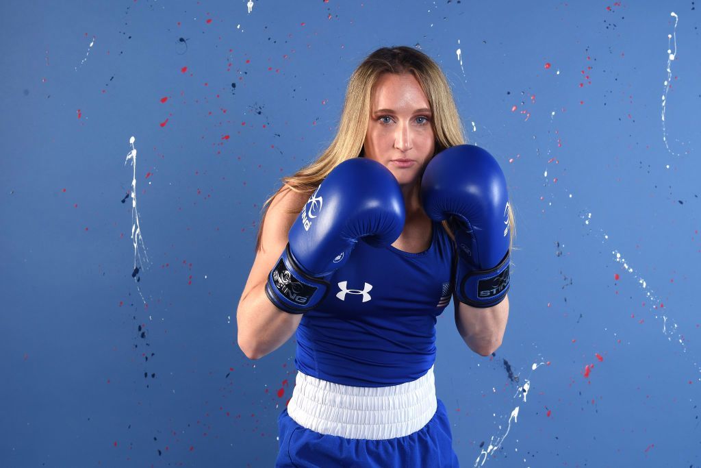 foto de joven boxeadora