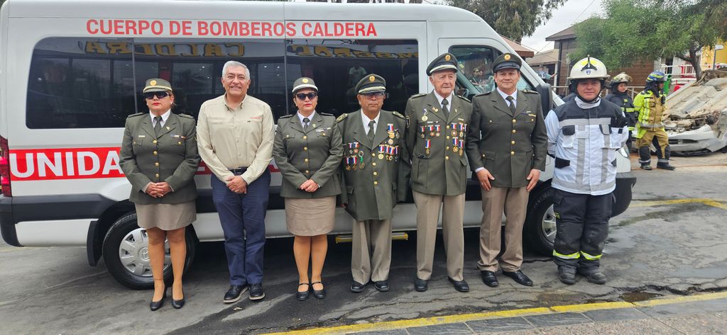 Furgón a Bomberos Caldera