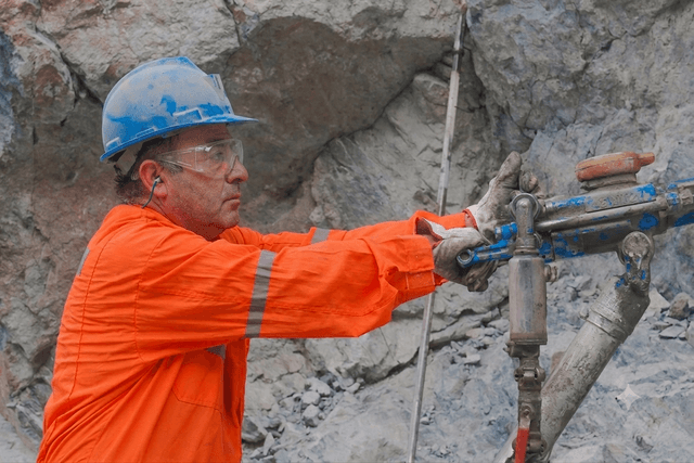 Nota Apoyo Pequeña y Mediana Minería Nota Apoyo Pequeña y Mediana Minería