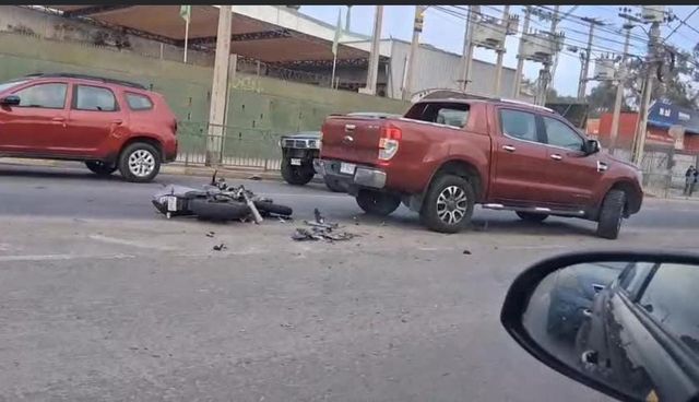 ACCIDENTE LOS CARRERA CON CALLEJON PEDRO DE VALDIVIA