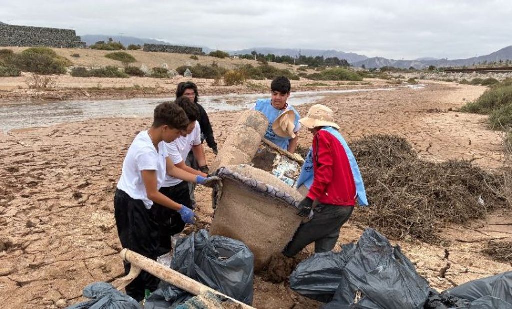 LIMPIEZA RIO LIMPIEZA RIO