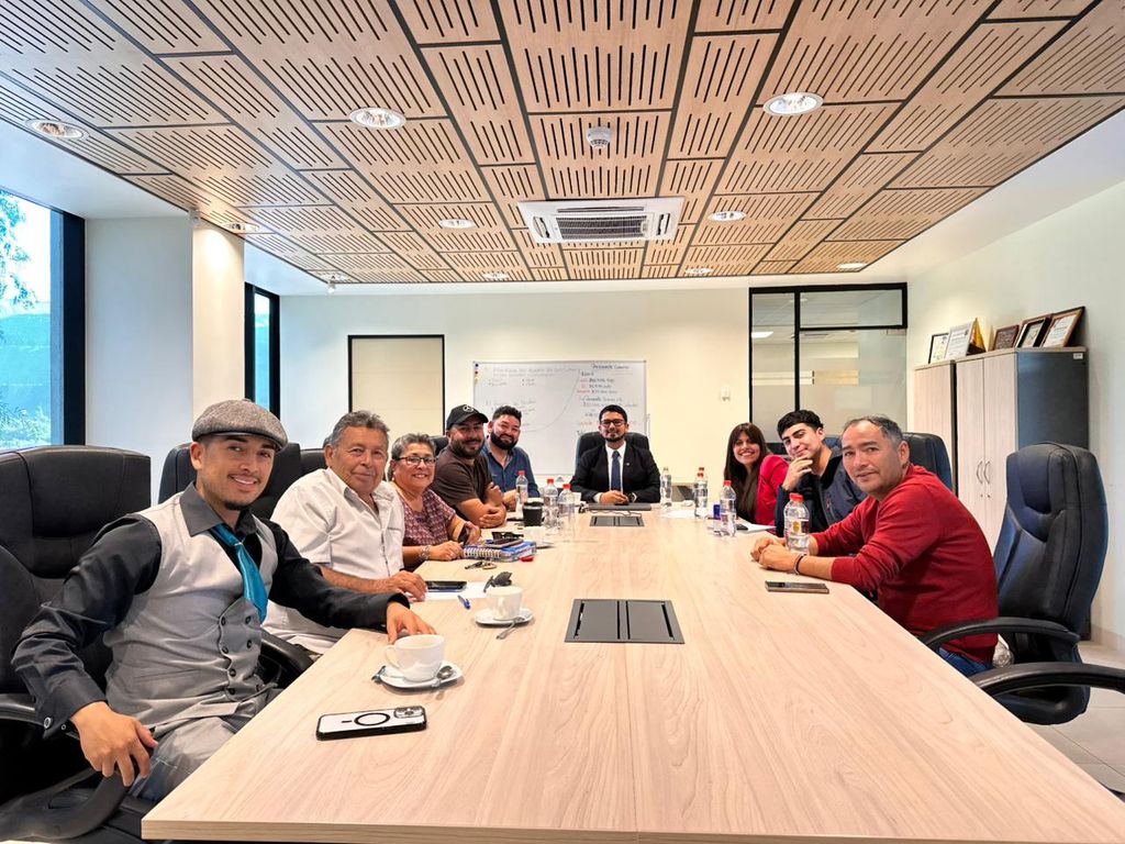Reunión de trabajo Reunión de trabajo