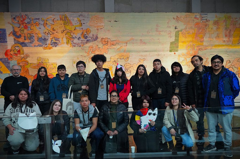 Estudiantes Liceo José Santo Ossa de Vallenar visitan Museo de Bellas Artes (1) Estudiantes Liceo José Santo Ossa de Vallenar visitan Museo de Bellas Artes (1)
