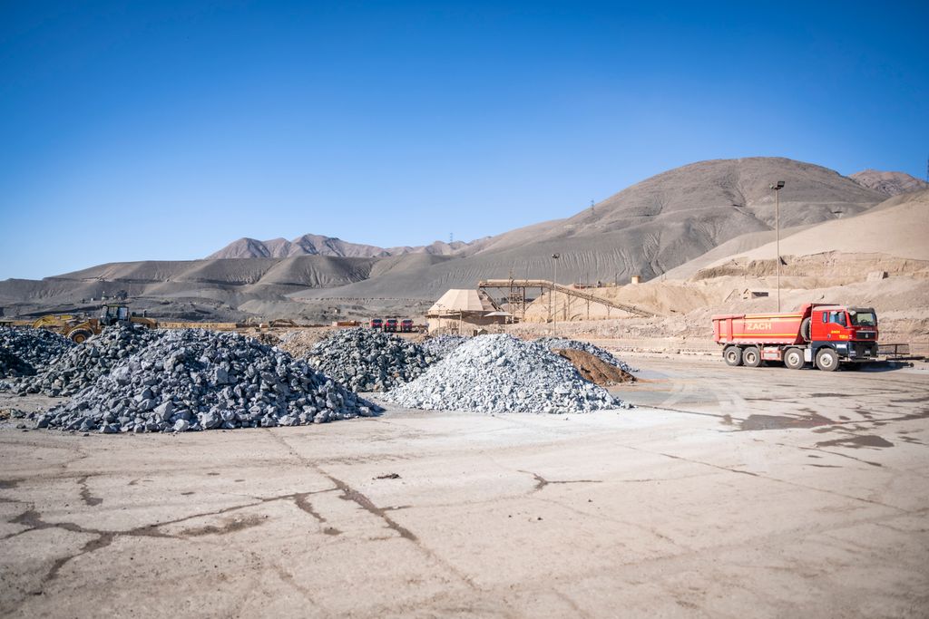 Enami minerales