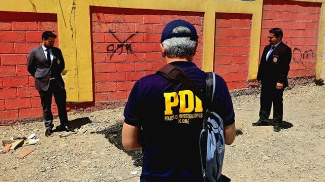 7f496179-62fb-4df0-b465-fbd52aed406b-medium-standard-q100