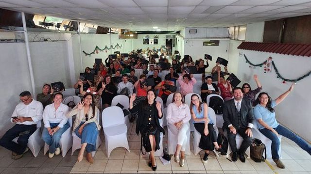 838e8409-6a32-47d9-bef5-57d0c7b69269-medium-standard-q100