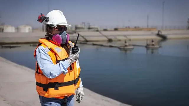 mujer-en-mineria-2 mujer-en-mineria-2